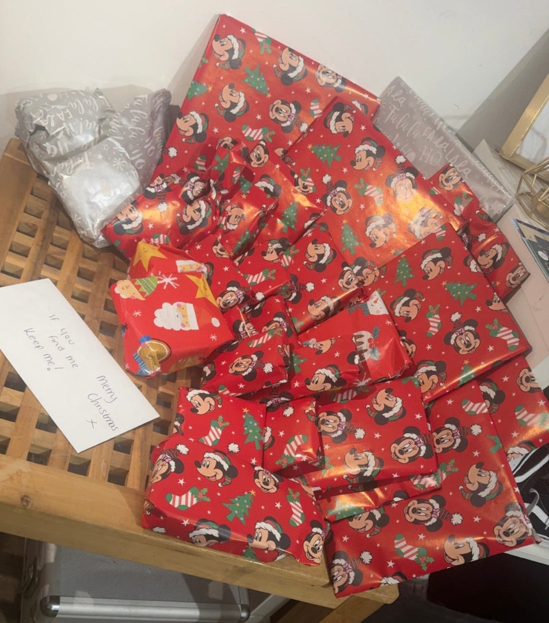 Christmas Kindness Project: The Present Hunt & How It Grew